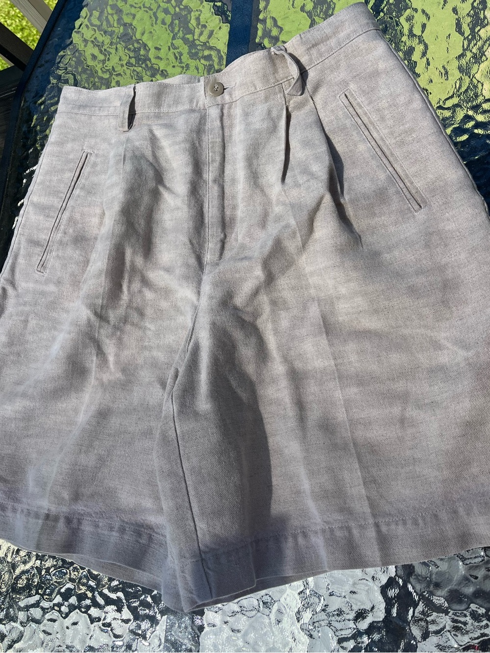 Liz Claiborne vintage linen pleated shorts